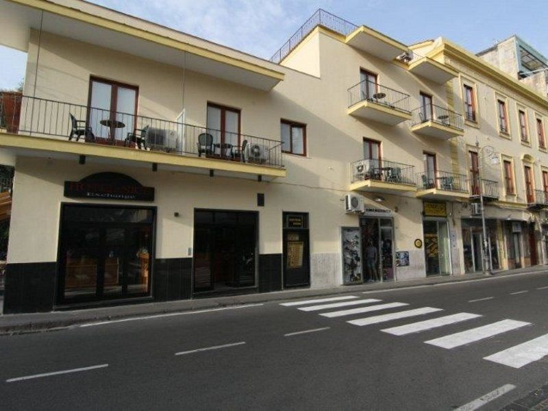 Hotel Nice Sorrento Exterior photo